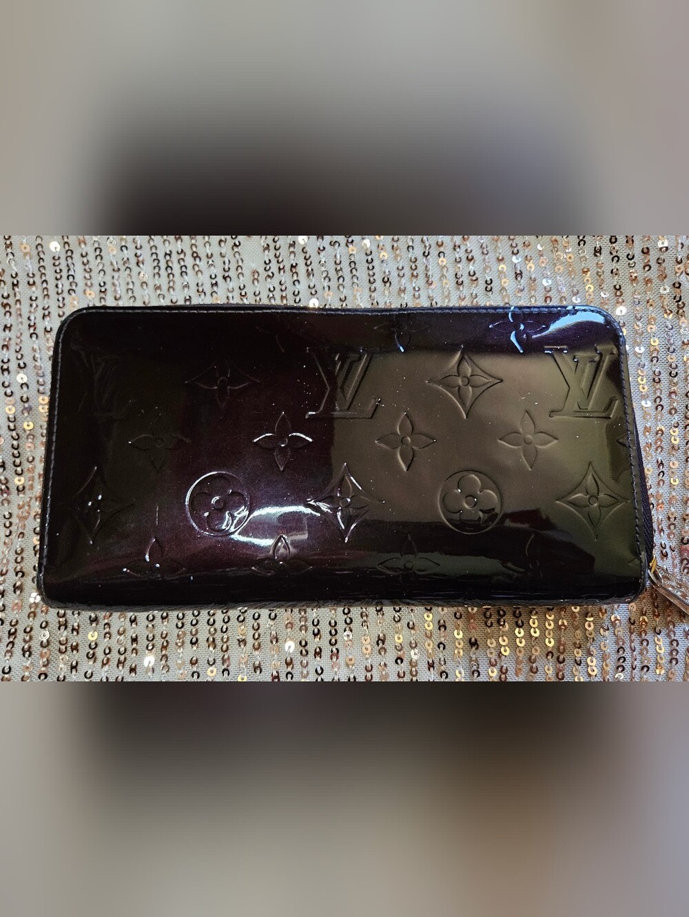 Louis Vuitton Monogram Vernis Zippered Wallet